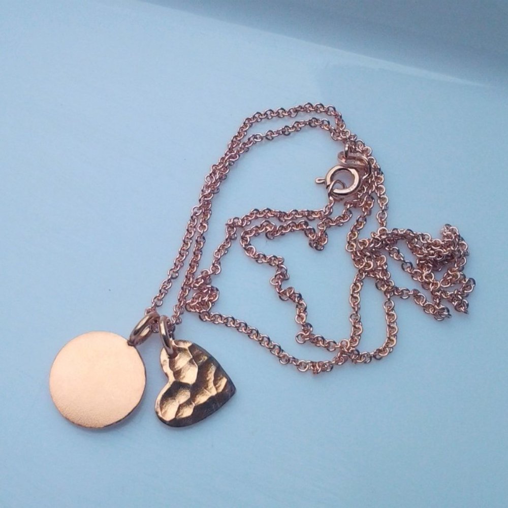COPY -ROSE GOLD HEART NECKLACE - Picture 2 of 3